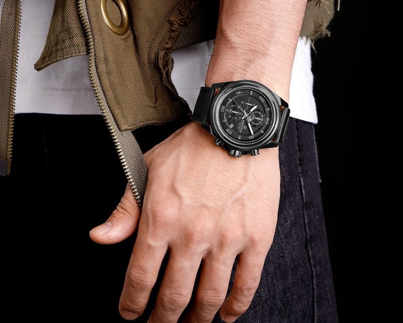 ساعت اورجینال نیوی فورس فول مشکی بند چرمی - Image 4